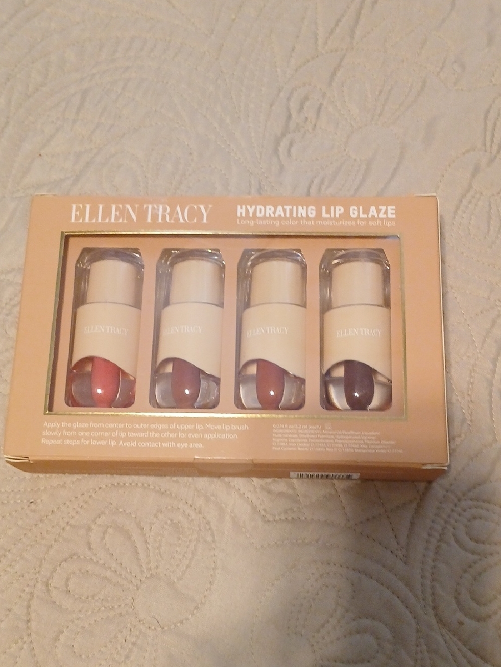☀️☀️Ellen Tracy Hydrating Lip Glaze Quad - Pink, Rose, Mauve, Plum